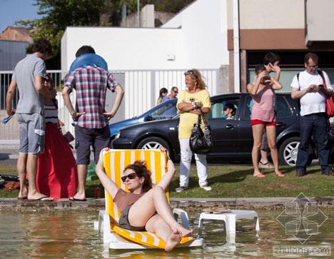 噴泉形成的海濱景象第8張圖片 噴泉形成的海濱景象第8張圖片